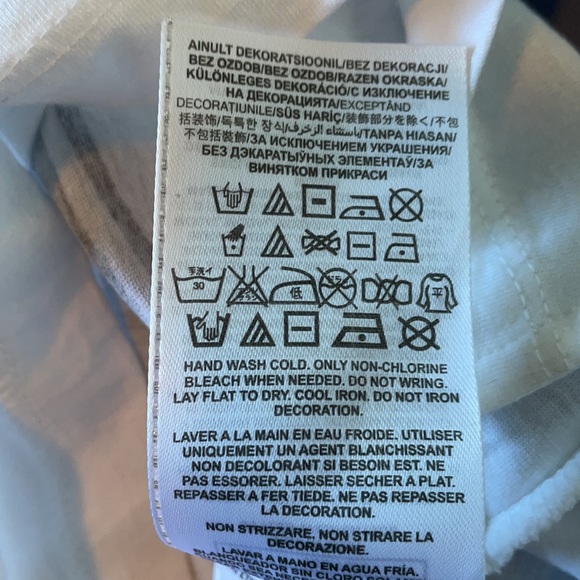 Guess Embellished Best Show Top - Picture 8 of 8